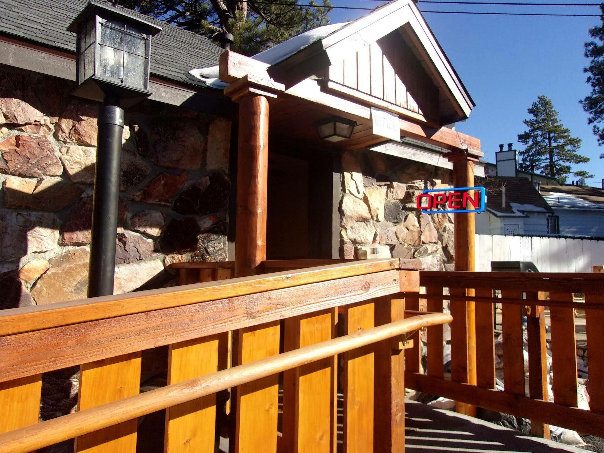 ביג בר לייק Embers Lodge & Cabins מראה חיצוני תמונה