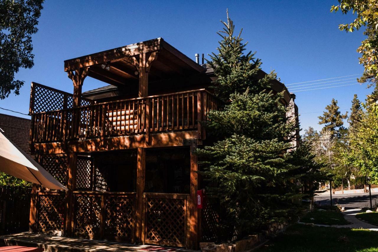 ביג בר לייק Embers Lodge & Cabins מראה חיצוני תמונה