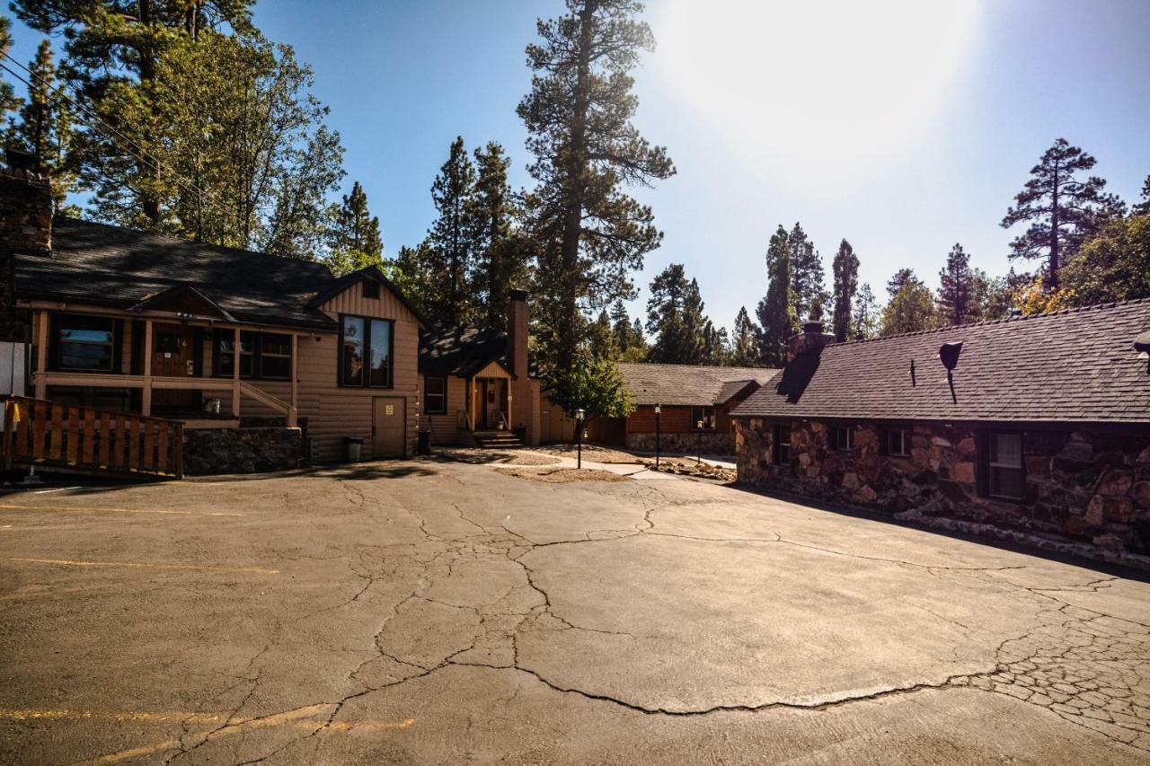 ביג בר לייק Embers Lodge & Cabins מראה חיצוני תמונה