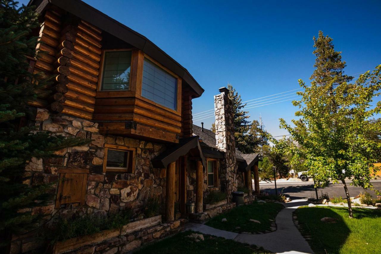ביג בר לייק Embers Lodge & Cabins מראה חיצוני תמונה
