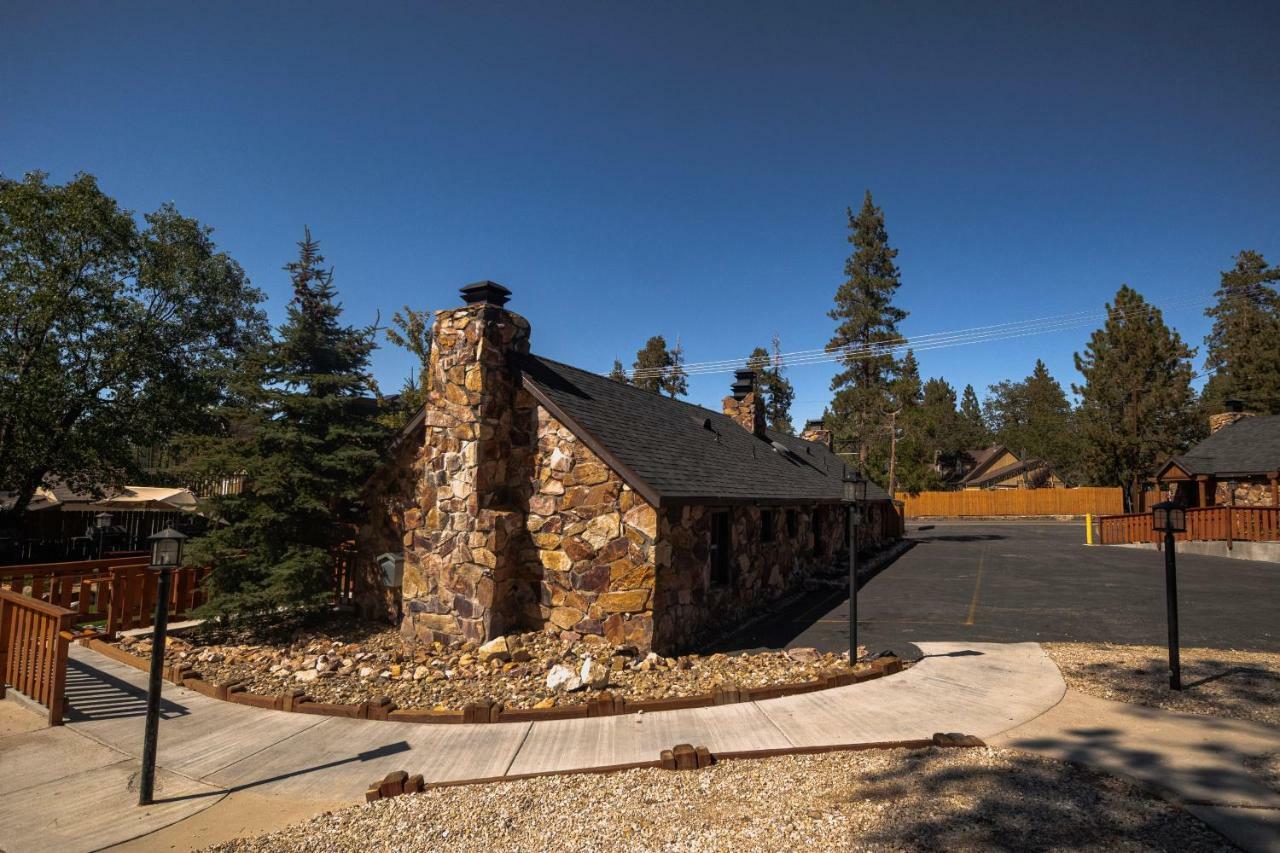 ביג בר לייק Embers Lodge & Cabins מראה חיצוני תמונה